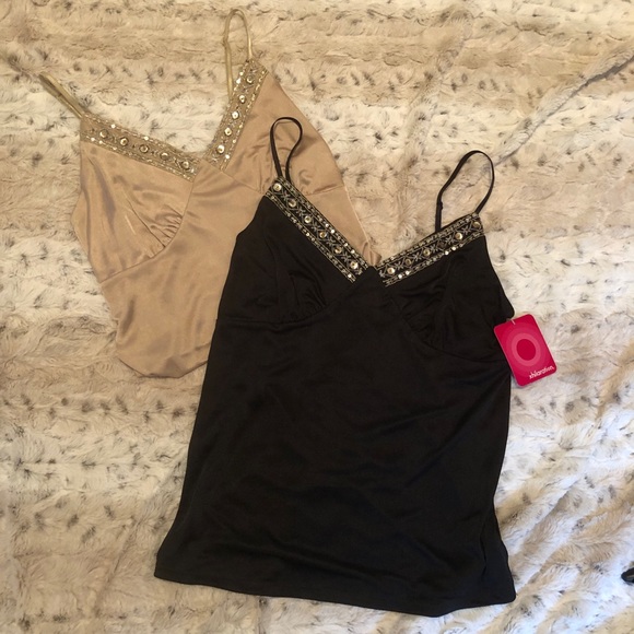 SET OF 2 NWT Xhilaration Tanks - Picture 1 of 4